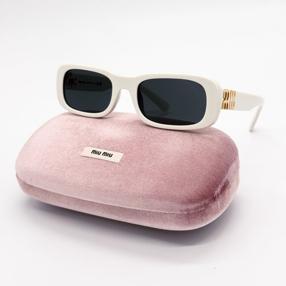 NEW MIU MIU MU08ZS 1425S0 WOMEN SUNGLASSES SMU 08Z 1425S0 WHITE EYEWEAR - Picture 1 of 10